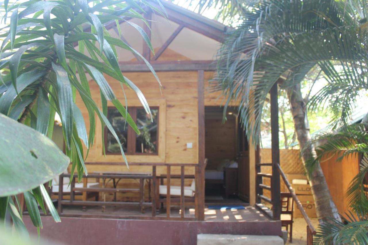 Sea Bird Beach Cafe & Cottages Morjim Zewnętrze zdjęcie