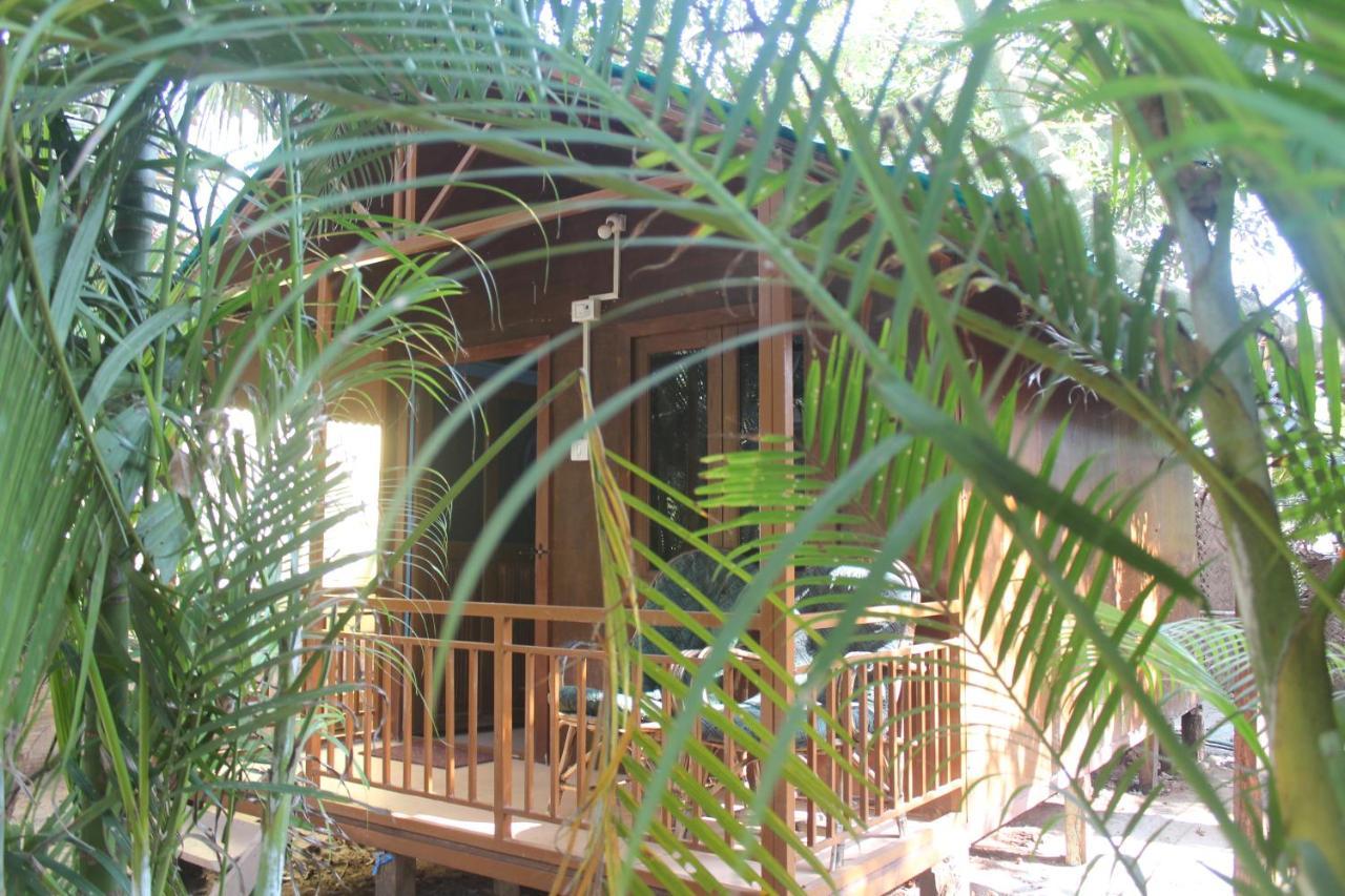 Sea Bird Beach Cafe & Cottages Morjim Zewnętrze zdjęcie