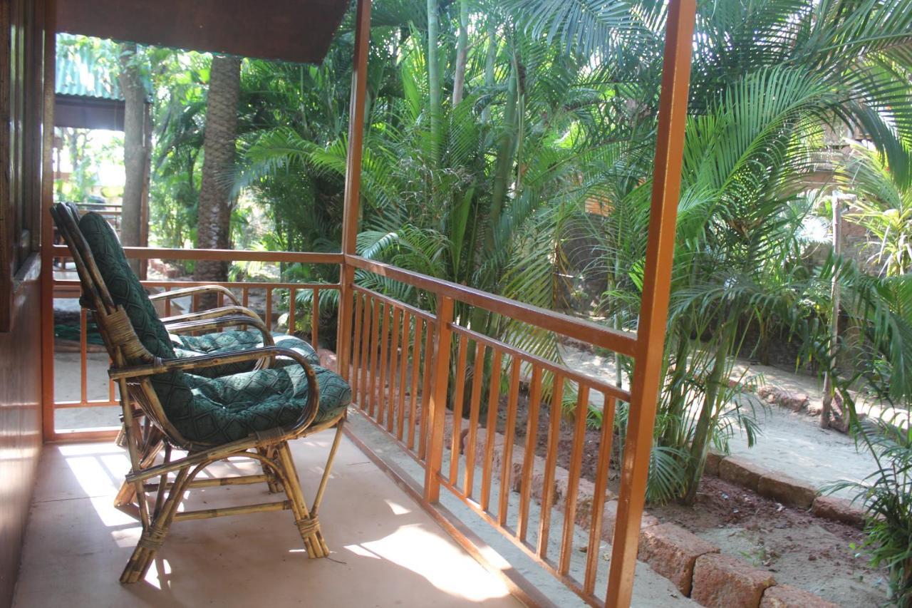 Sea Bird Beach Cafe & Cottages Morjim Zewnętrze zdjęcie