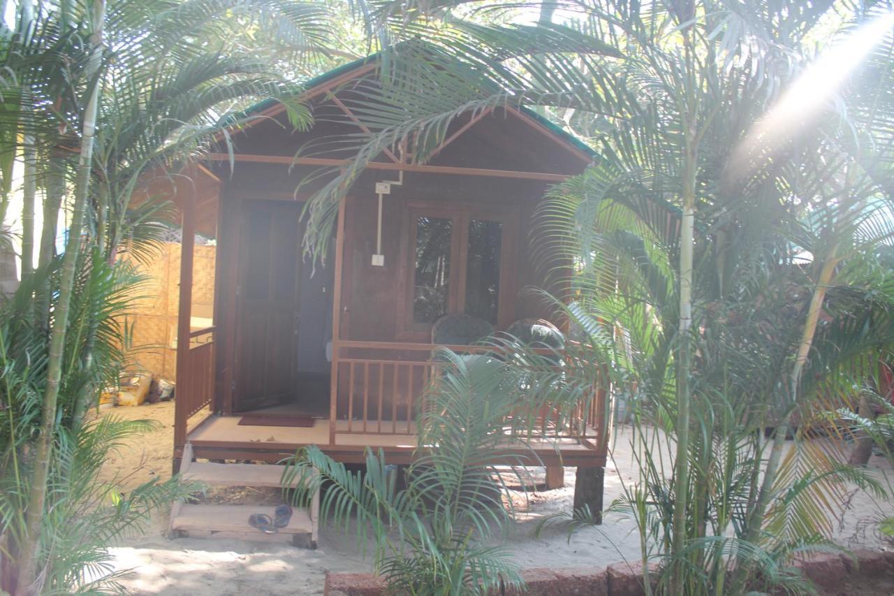 Sea Bird Beach Cafe & Cottages Morjim Zewnętrze zdjęcie